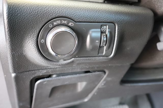 Used 2016 Buick Verano w/ Comfort Package FWD image 23