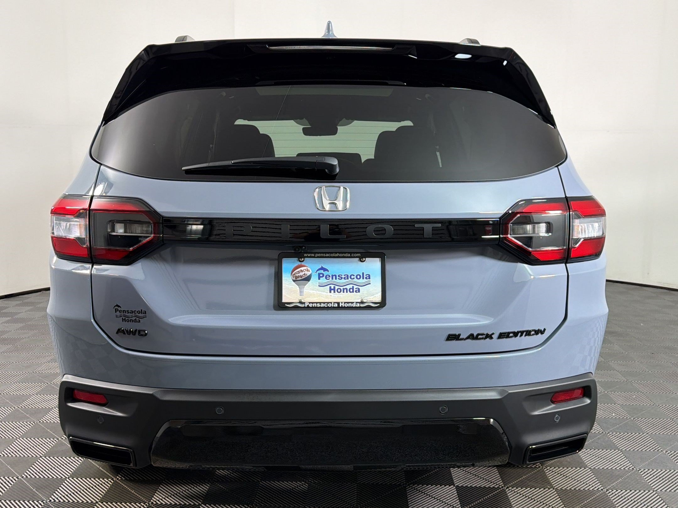 New 2026 Honda Pilot Black Edition image 8