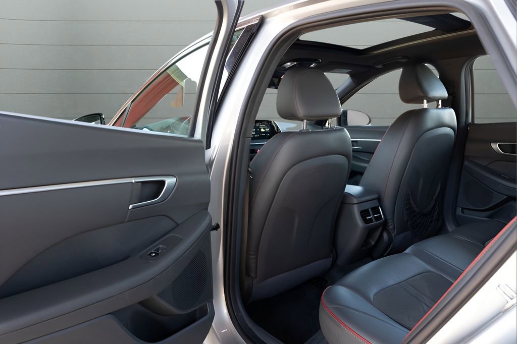 Used 2020 Hyundai Sonata SEL Plus w/ Tech Package image 51