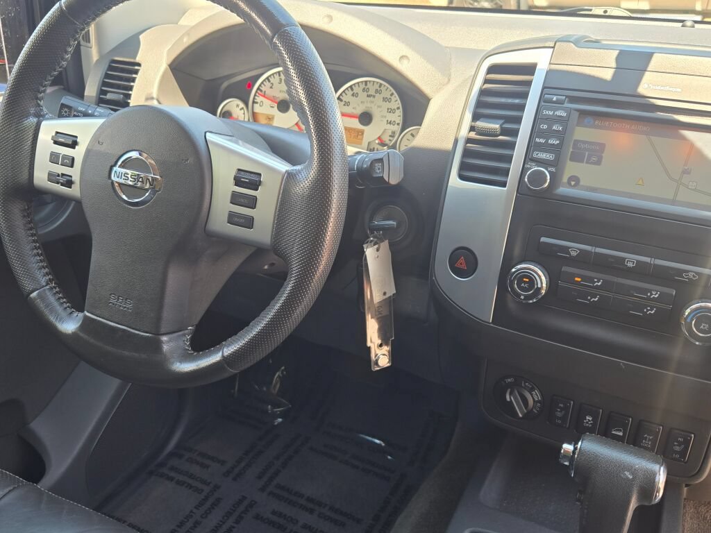 Used 2014 Nissan Xterra PRO-4X w/ Pro-4x Leather Package AWD/4WD image 6