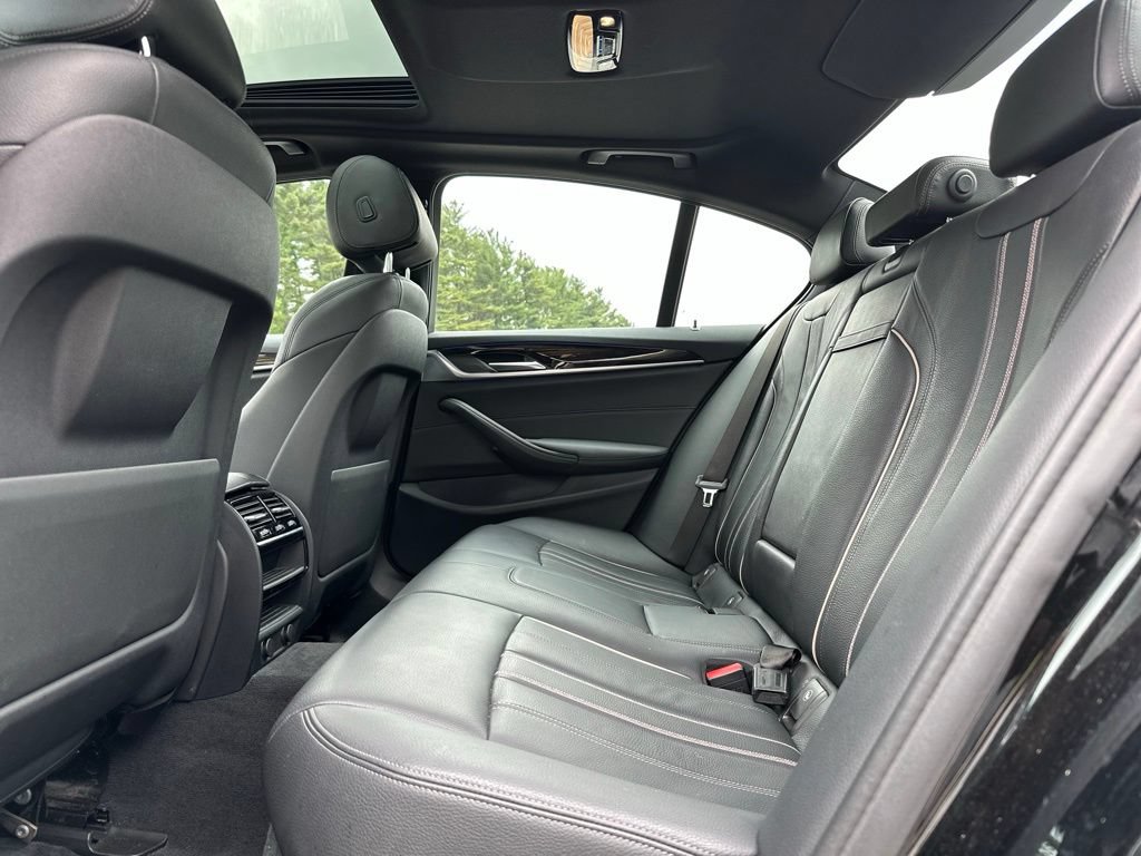 Used 2019 BMW 530i xDrive w/ Convenience Package AWD/4WD image 22