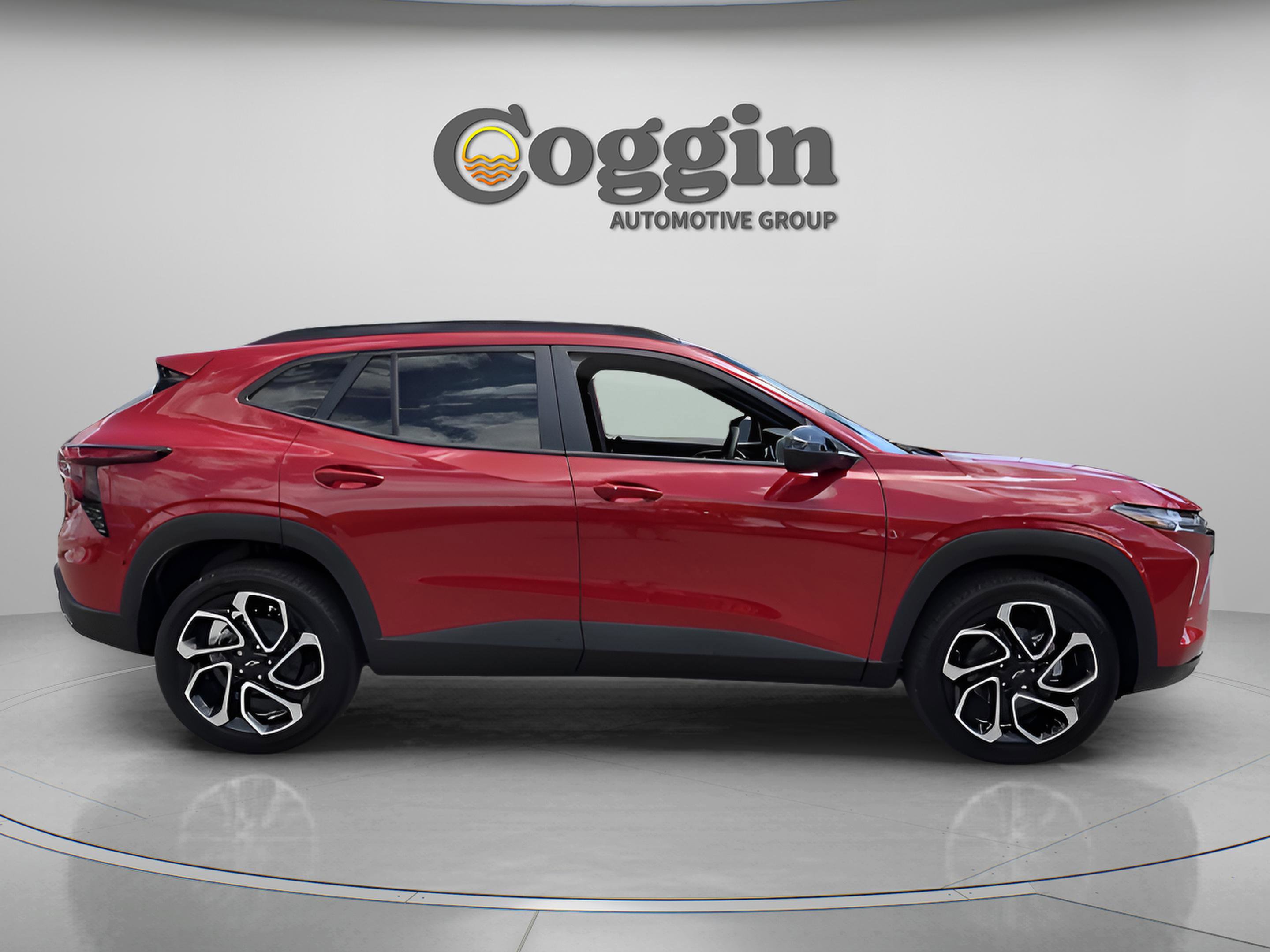 New 2026 Chevrolet Trax RS w/ Sunroof Package FWD image 6