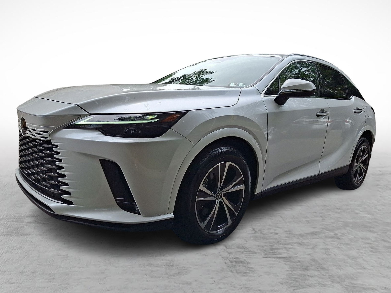 Used 2024 Lexus RX 350 Premium w/ Accessory Package (Z1) AWD/4WD image 3