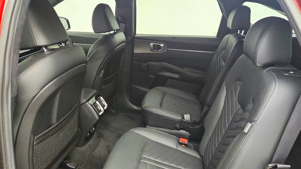 Used 2024 Kia Sorento SX Prestige image 20