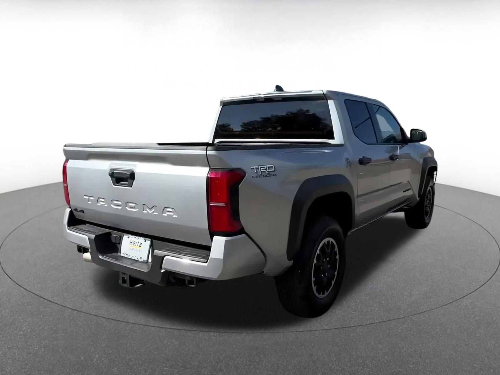 Used 2025 Toyota Tacoma SR image 14