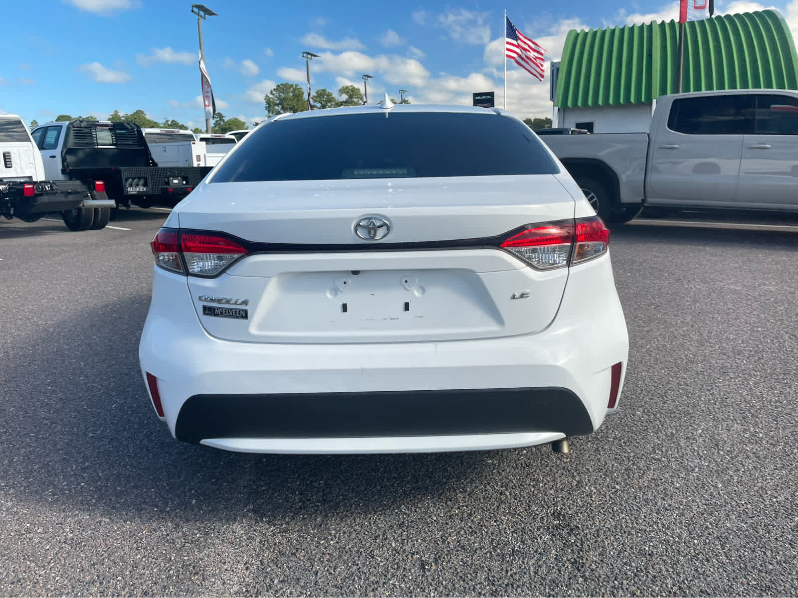 Used 2021 Toyota Corolla LE FWD image 6