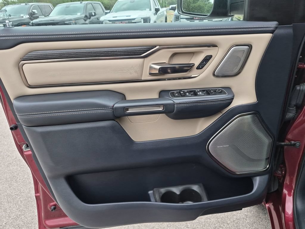 Used 2021 RAM 1500 Limited AWD/4WD image 16