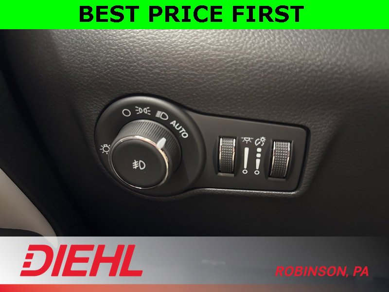 New 2026 Jeep Compass Limited image 23