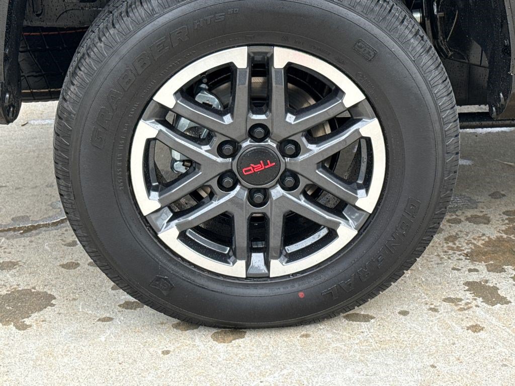 Used 2026 Toyota Tacoma TRD Sport w/ TRD Sport Upgrade Package RWD image 9