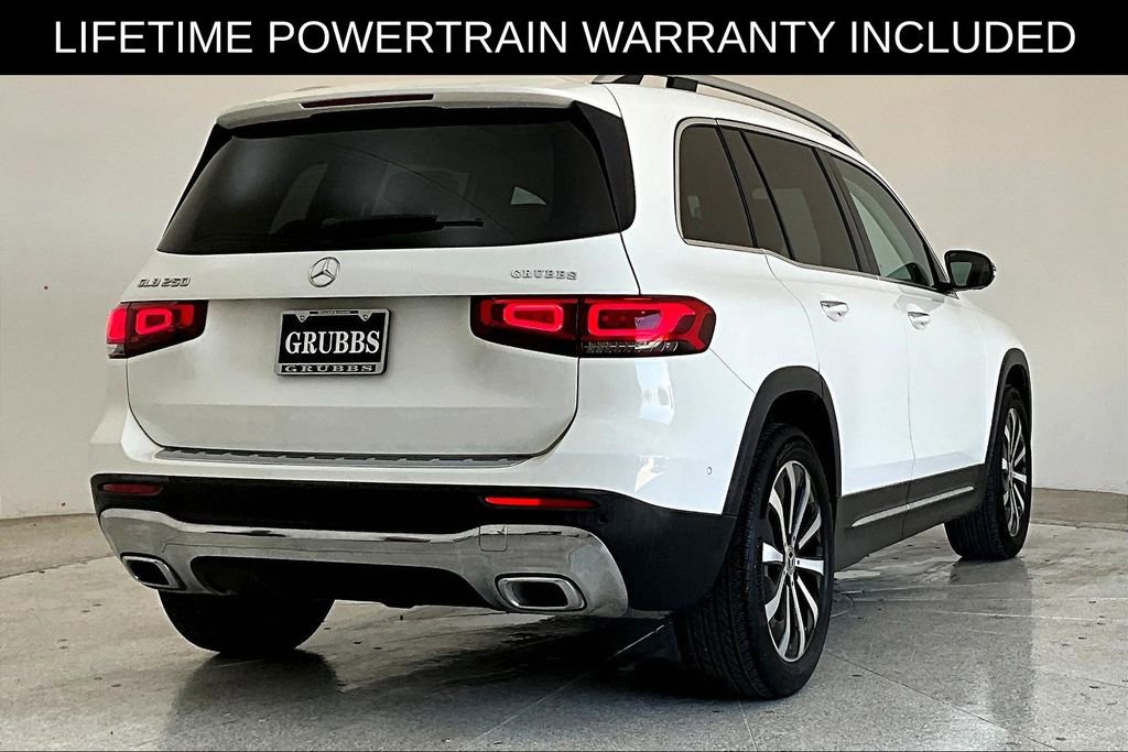 Used 2022 Mercedes-Benz GLB 250 image 2