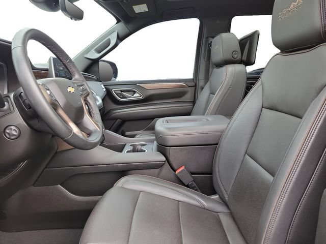 Used 2023 Chevrolet Tahoe High Country AWD/4WD image 5