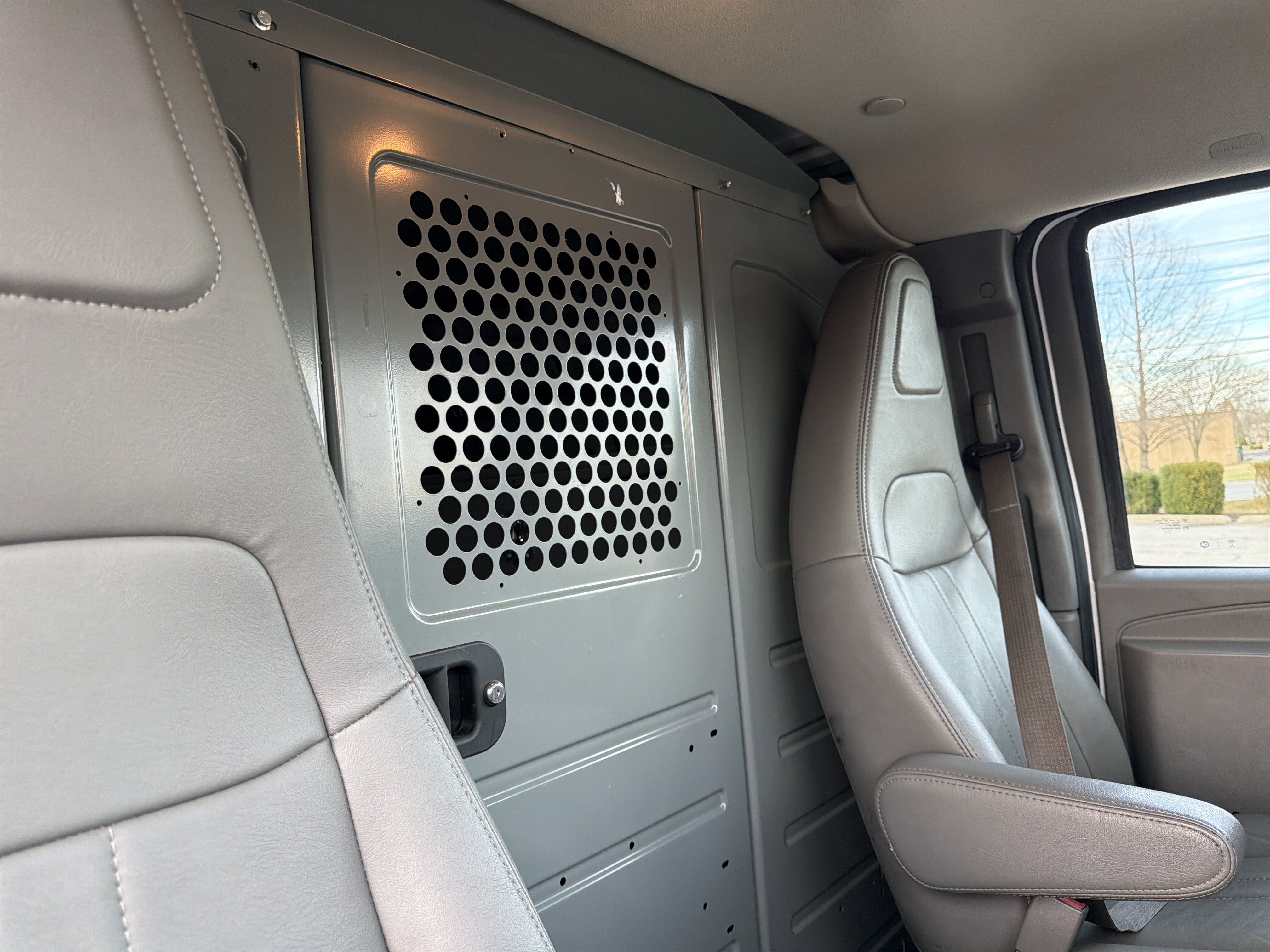 Used 2021 Chevrolet Express 2500 w/ Driver Convenience Package image 25