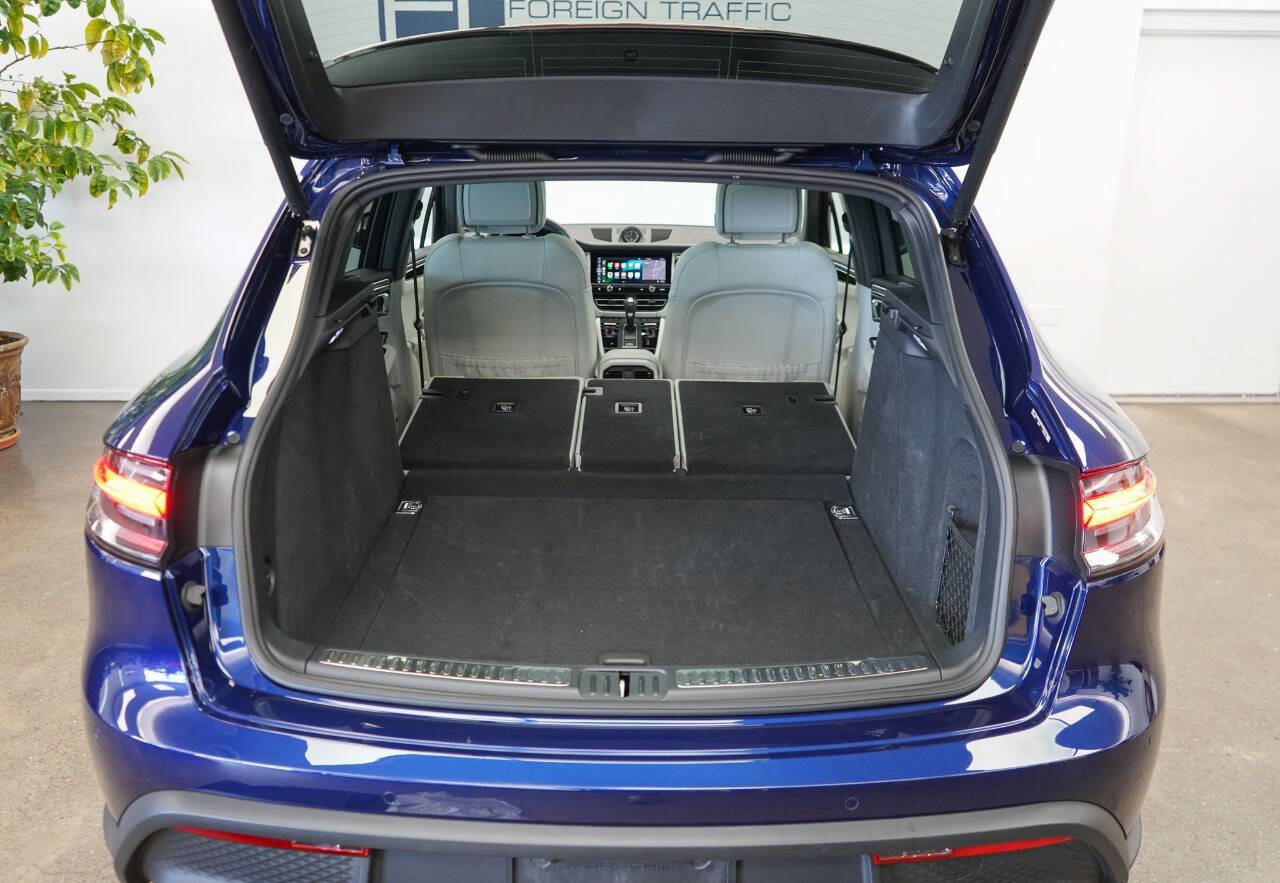 Used 2024 Porsche Macan image 70