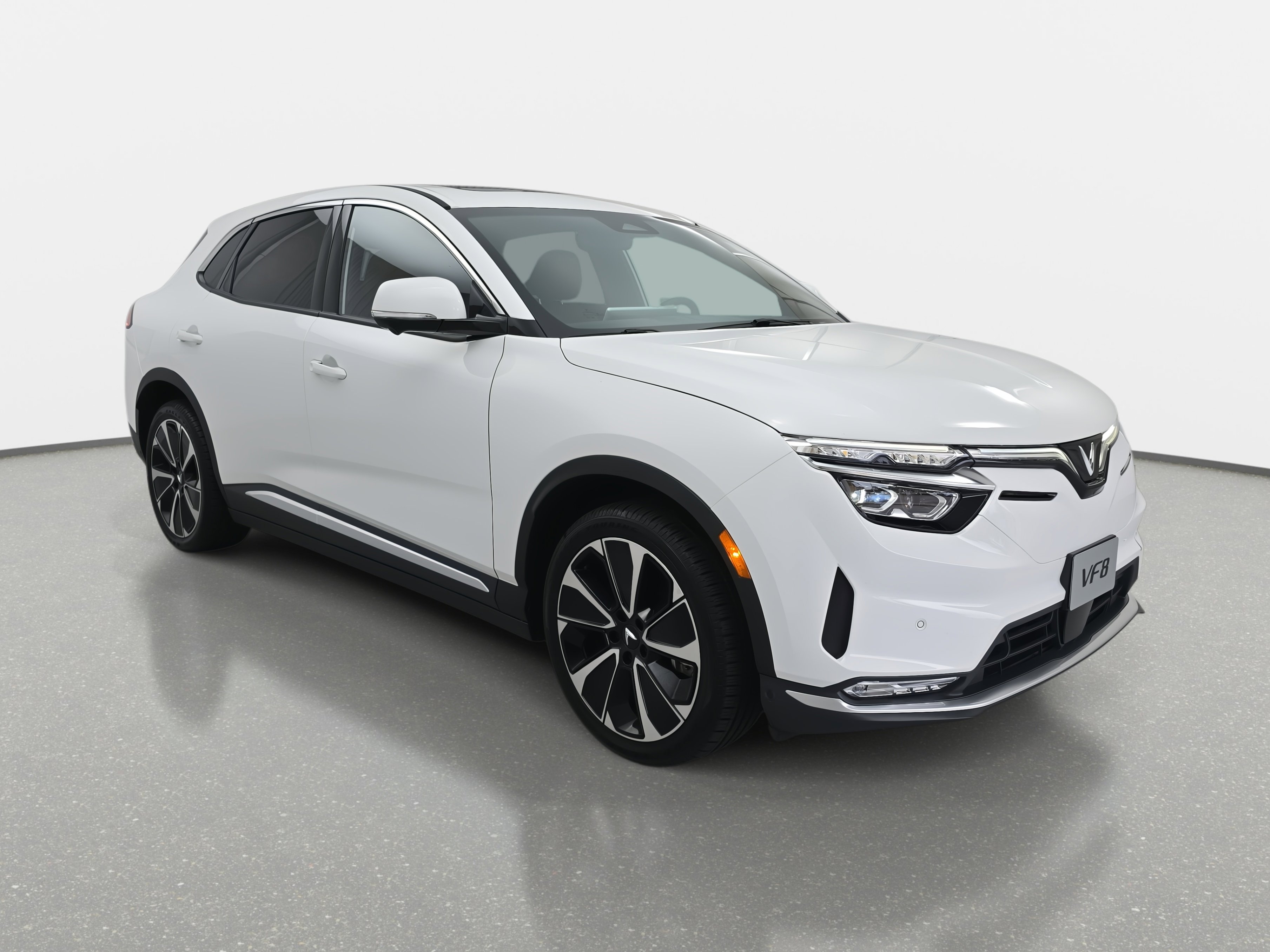 New 2025 VinFast VF 8 Plus image 3