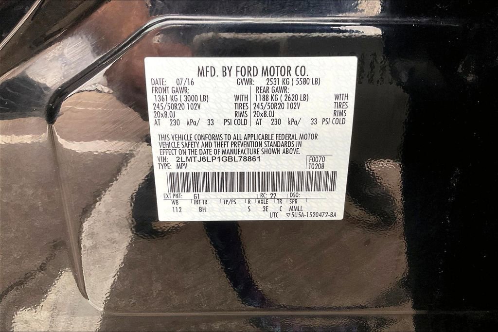 Used 2016 Lincoln MKX Reserve w/ Climate Package image 30