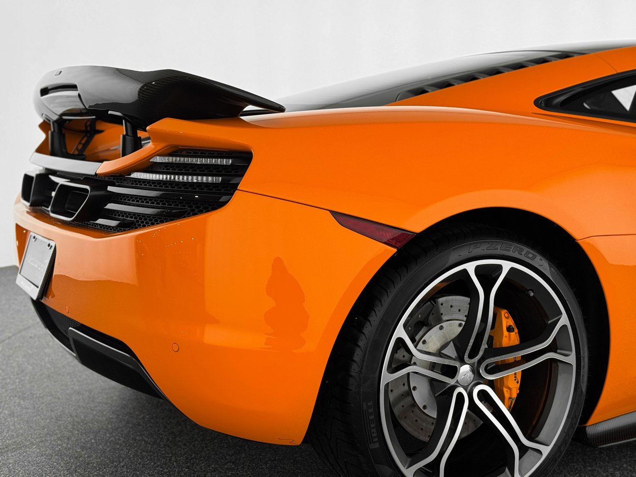 Used 2013 McLaren MP4-12C Coupe image 42