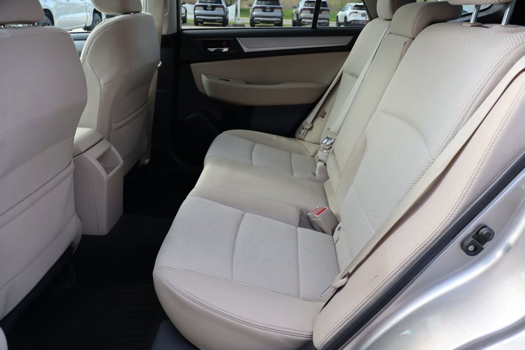 Used 2017 Subaru Outback 2.5i Premium AWD/4WD image 37