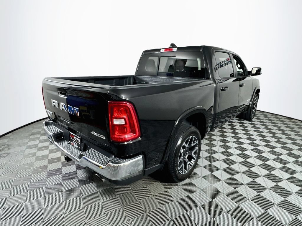 Used 2026 RAM 1500 Laramie AWD/4WD image 7