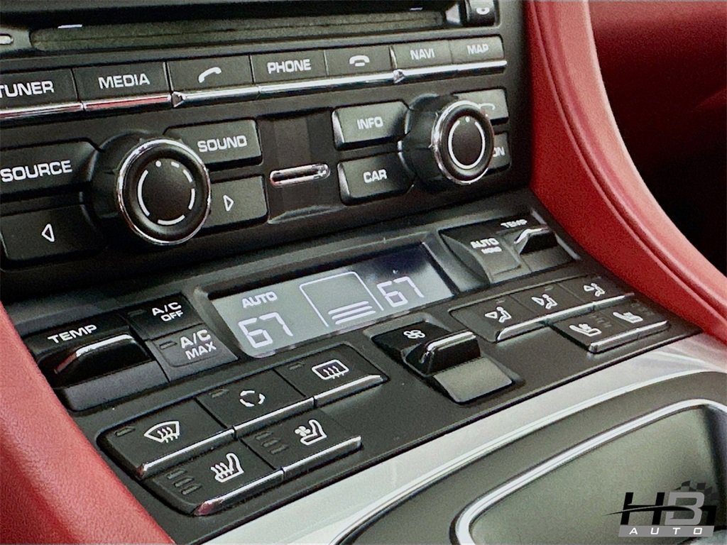 Used 2013 Porsche 911 Carrera S image 13