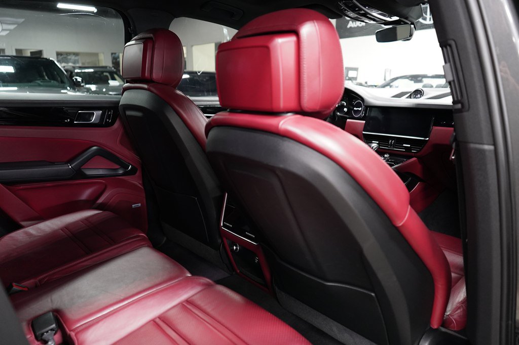 Used 2019 Porsche Cayenne S AWD/4WD image 28