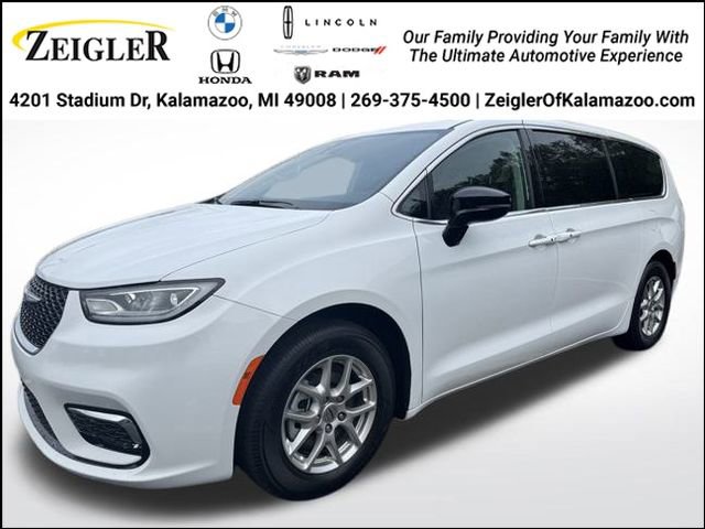 Used 2024 Chrysler Pacifica Touring-L