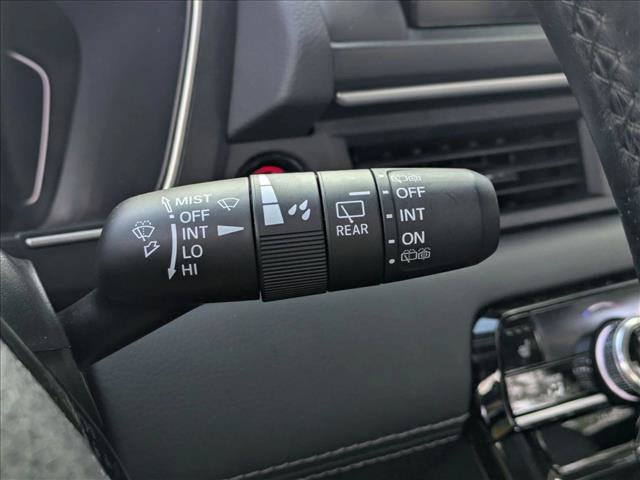 Used 2025 Honda Pilot Touring image 11