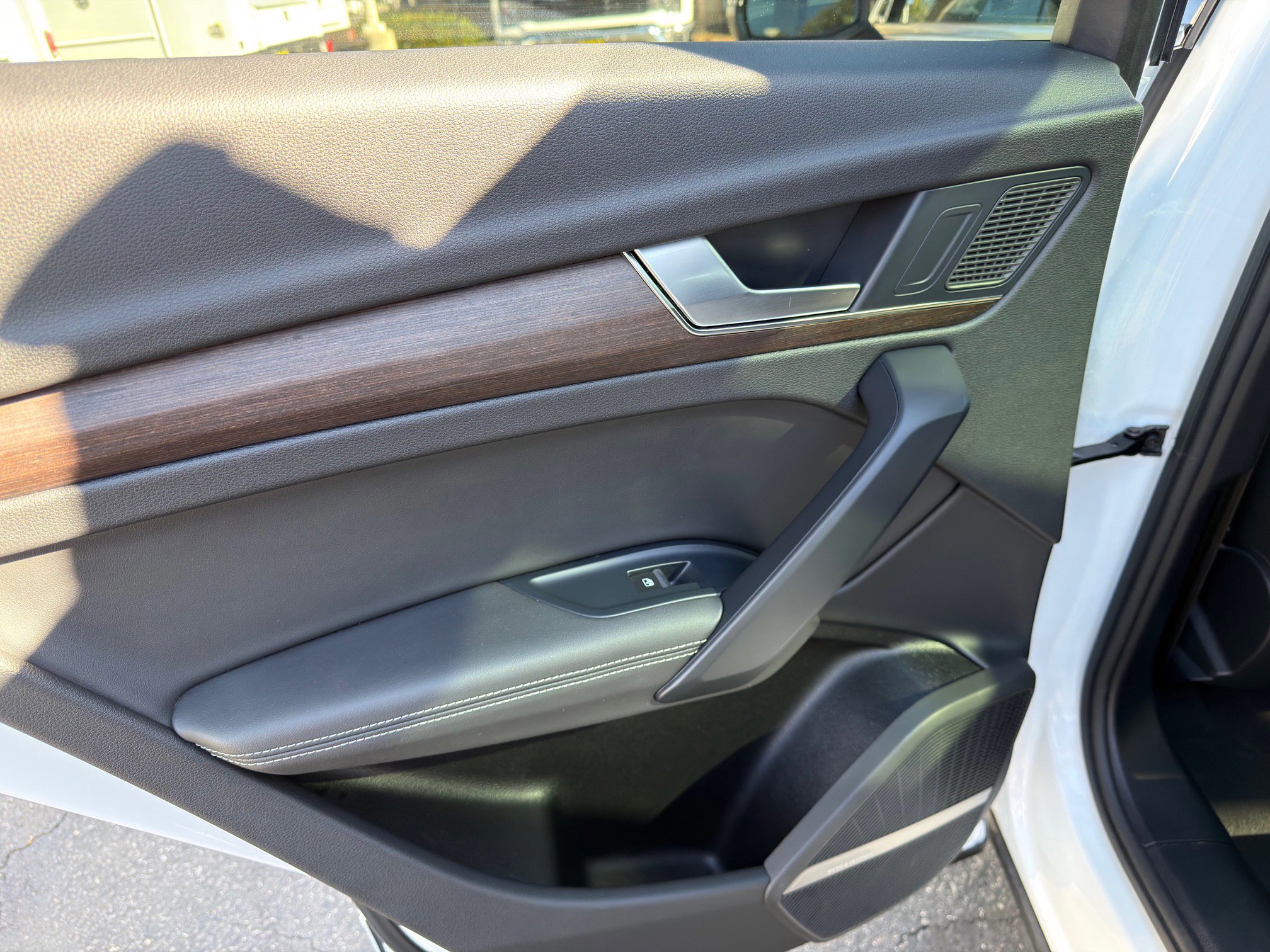 Used 2024 Audi Q5 2.0T Premium Plus image 18