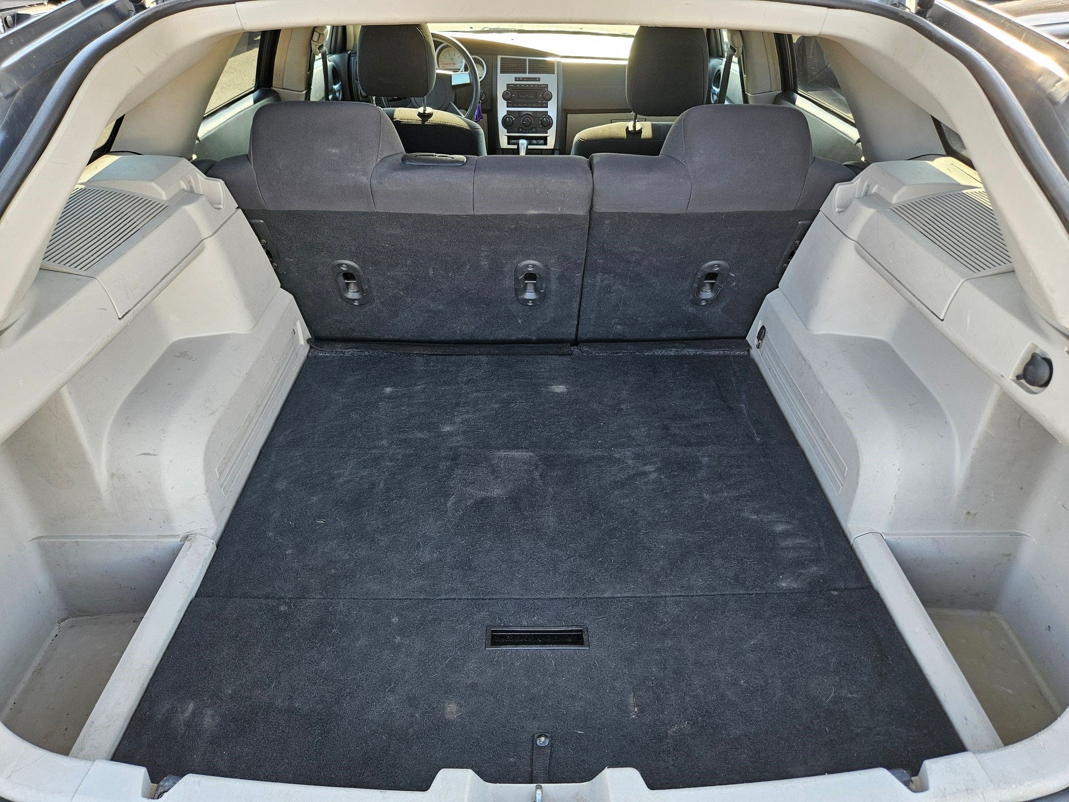 Used 2006 Dodge Magnum SXT RWD image 28