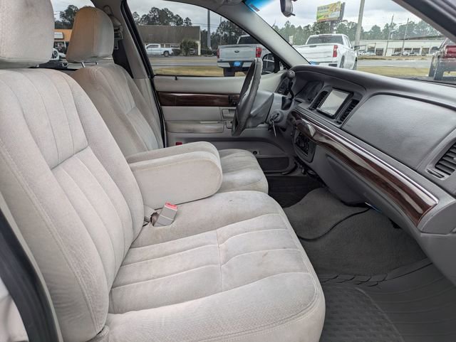Used 2004 Mercury Grand Marquis GS image 27
