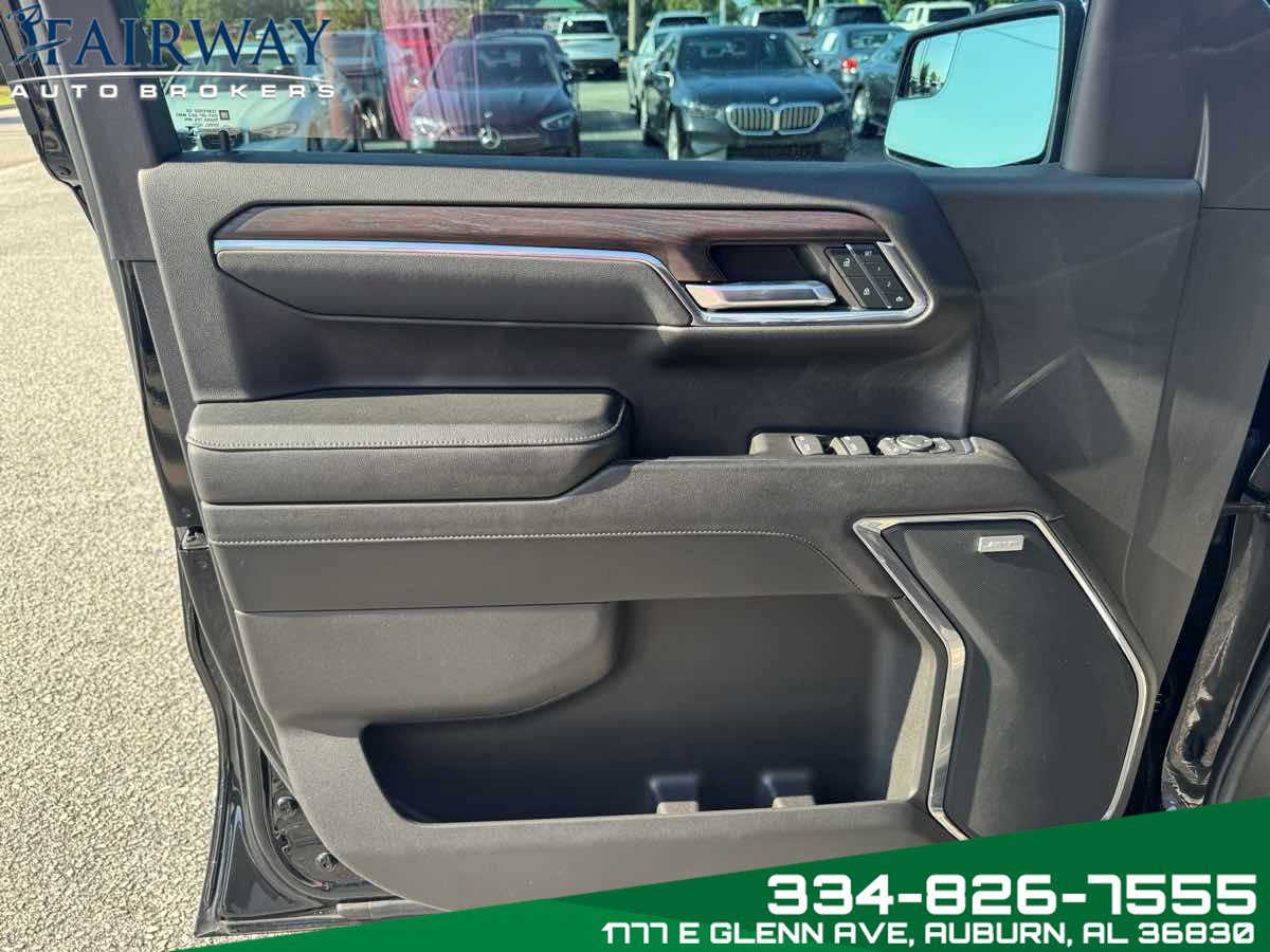 Used 2023 GMC Sierra 1500 SLT image 25