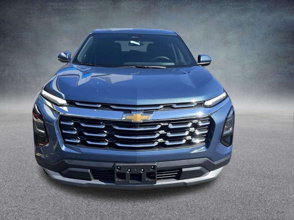 New 2026 Chevrolet Equinox LT FWD image 2