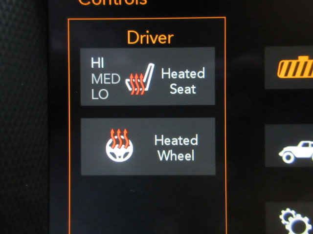 Used 2021 Jeep Wrangler Unlimited Sahara w/ Cold Weather Group image 33