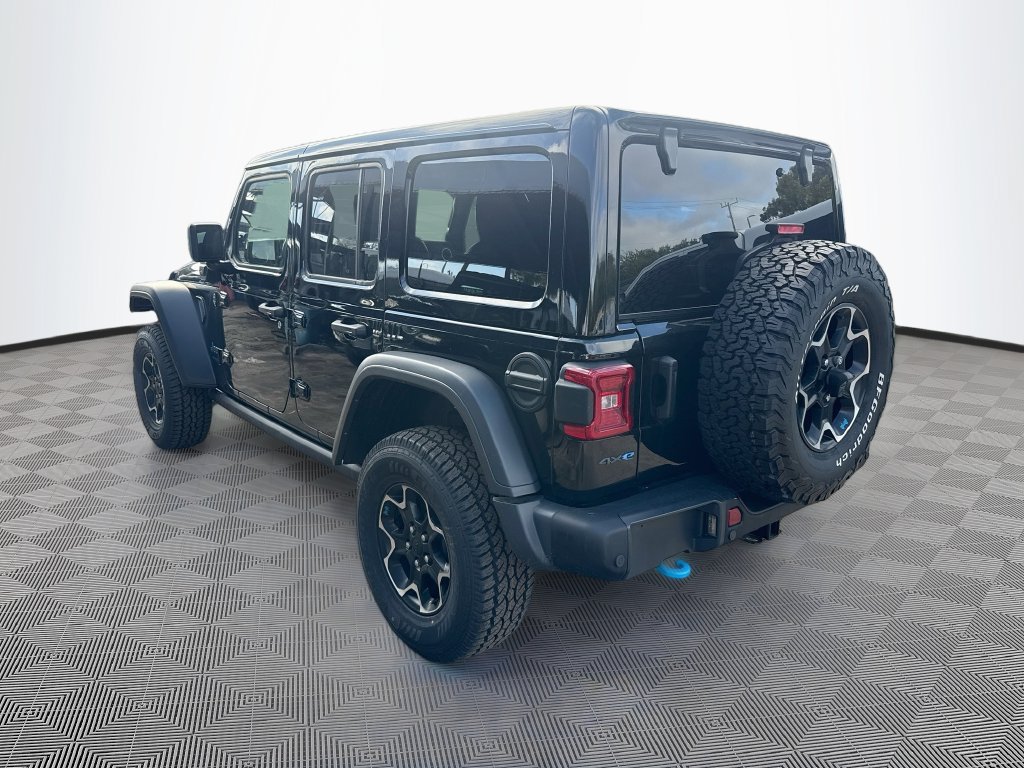 Used 2022 Jeep Wrangler Unlimited Rubicon 4xe w/ Dual Top Group AWD/4WD image 8