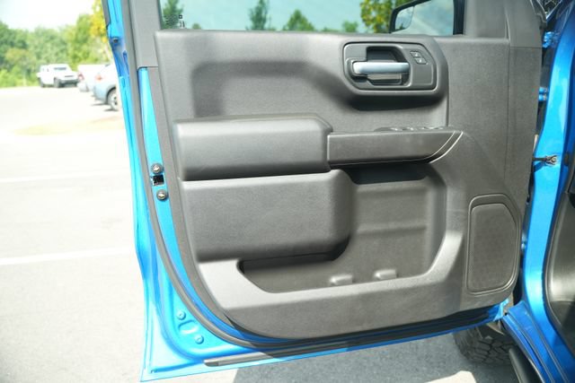 Used 2022 Chevrolet Silverado 1500 Custom Trail Boss w/ LPO, Dark Essentials Package AWD/4WD image 14