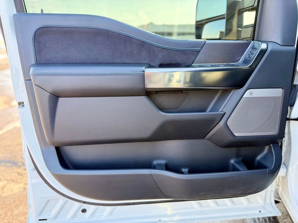 Used 2024 Ford F150 Platinum w/ FX4 Off-Road Package image 8