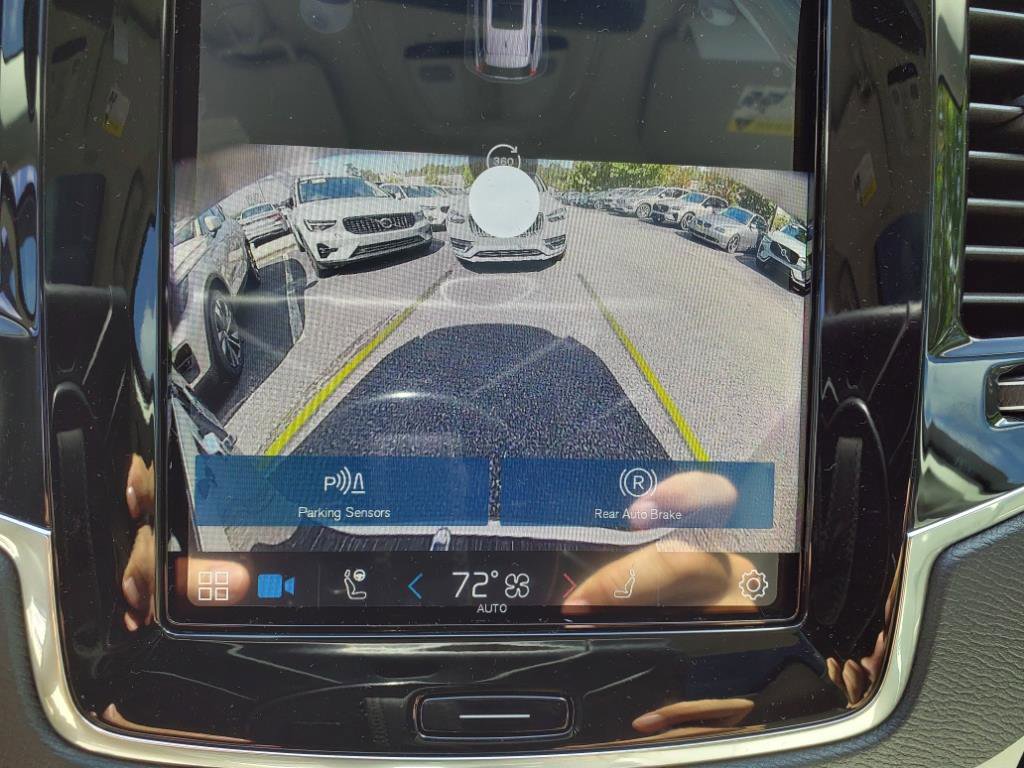 New 2025 Volvo XC90 B6 Plus w/ Protection Package Premier image 16