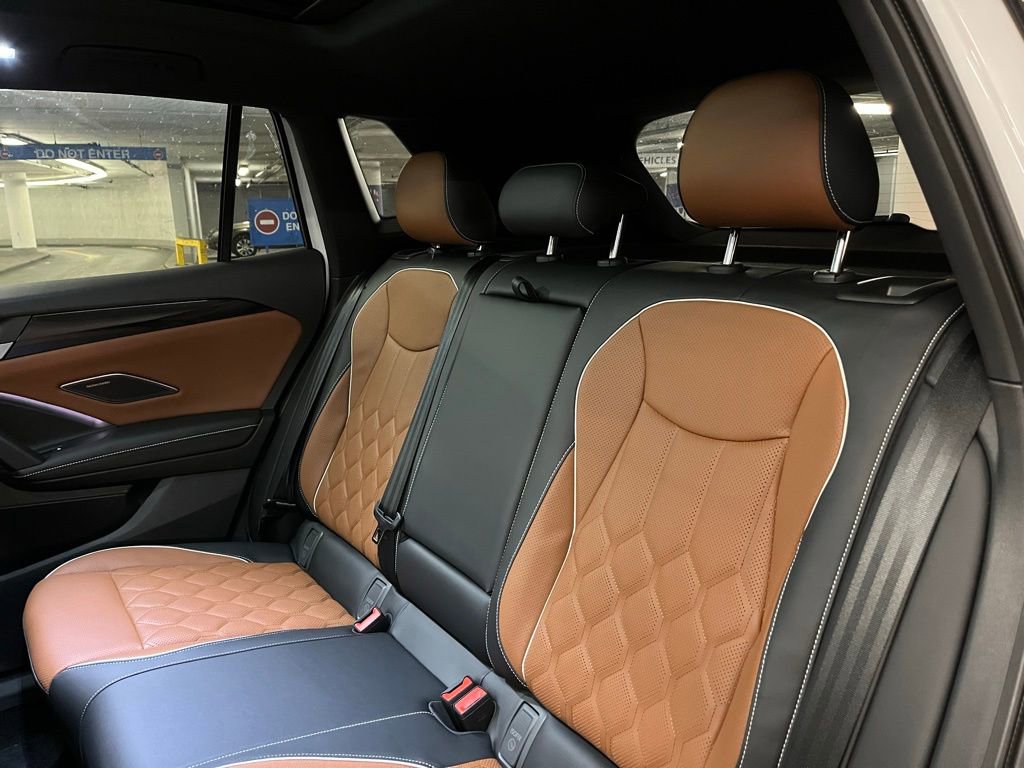 New 2026 Volkswagen Tiguan SEL R-Line image 23