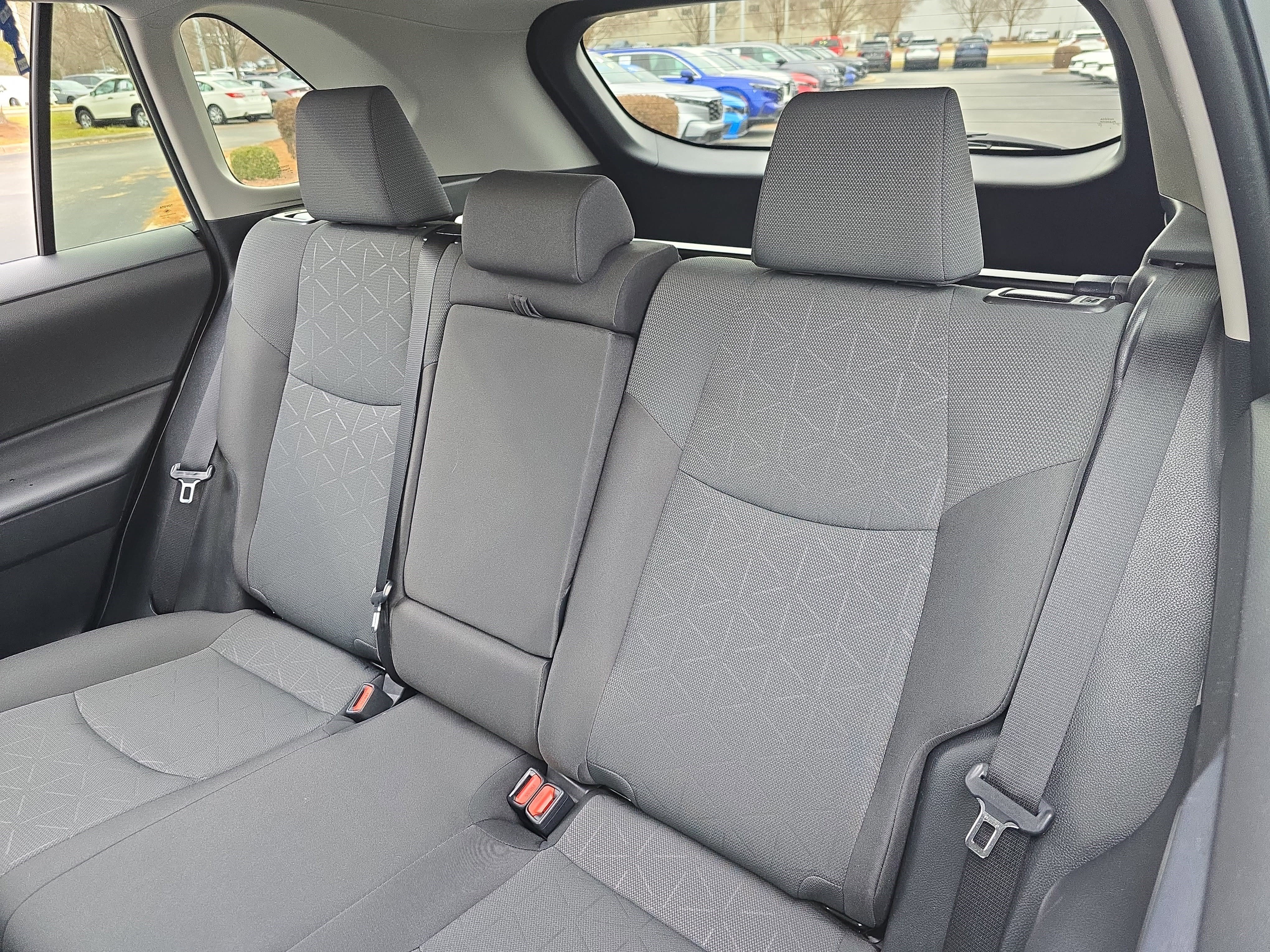 Used 2025 Toyota RAV4 XLE image 15