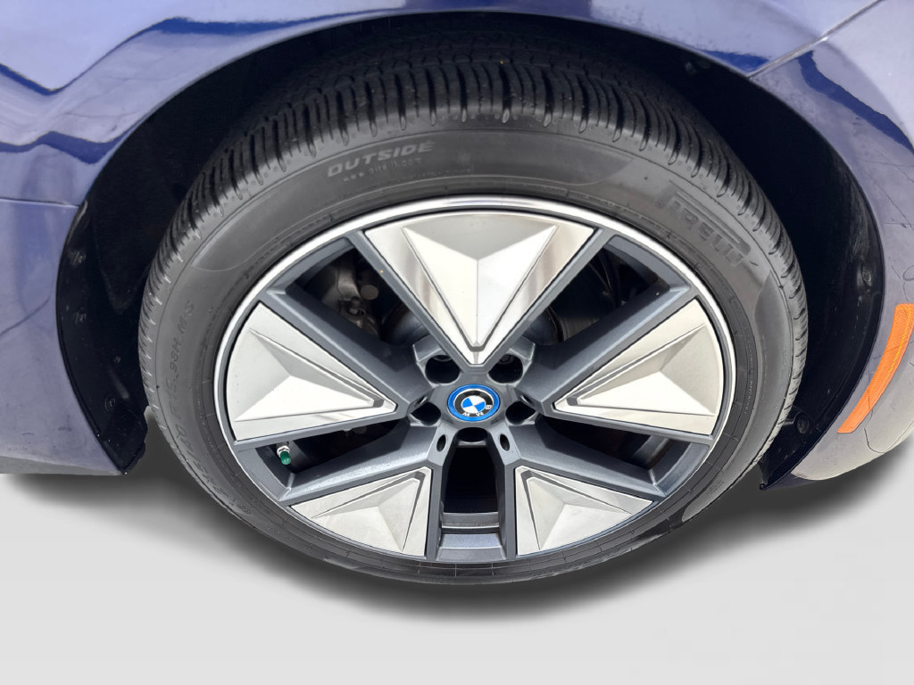 Used 2024 BMW i4 eDrive35 w/ Premium Package RWD image 86