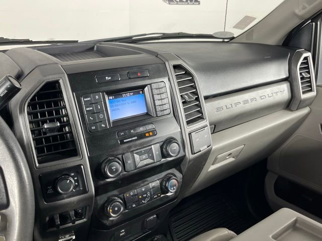 Used 2020 Ford F250 XL w/ Power Equipment Group AWD/4WD image 18