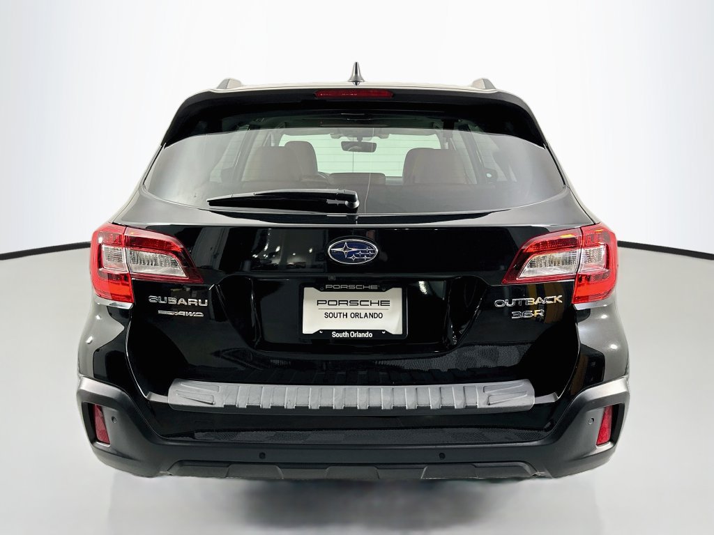 Used 2019 Subaru Outback 3.6R Touring AWD/4WD image 10