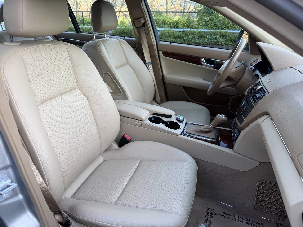 Used 2008 Mercedes-Benz C 300 Luxury image 16