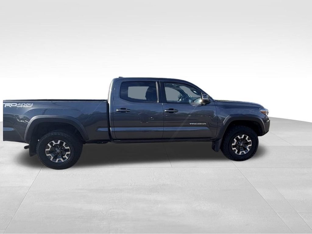 Certified 2021 Toyota Tacoma TRD Off-Road w/ Technology Package AWD/4WD image 9