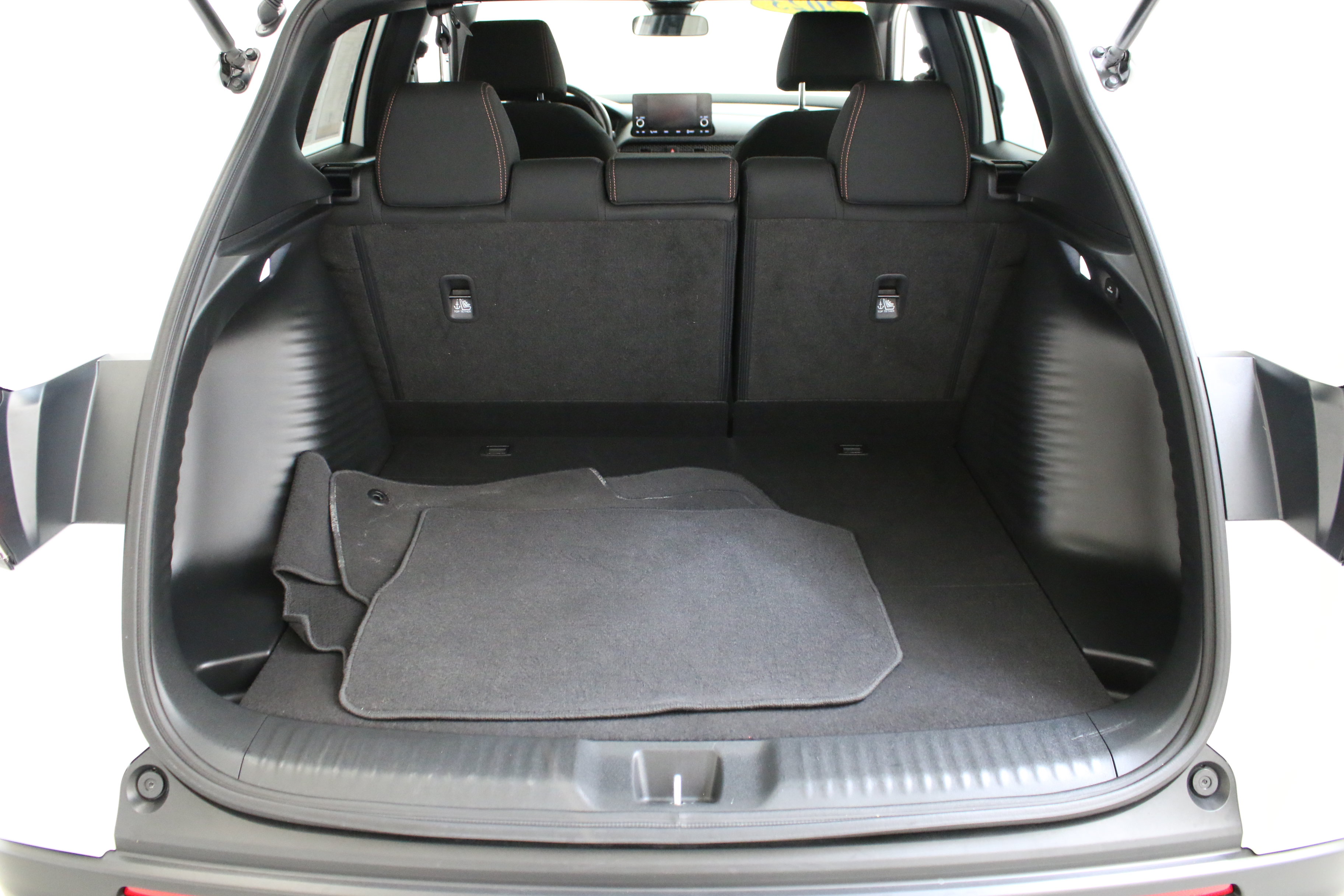 Used 2023 Honda HR-V Sport image 25