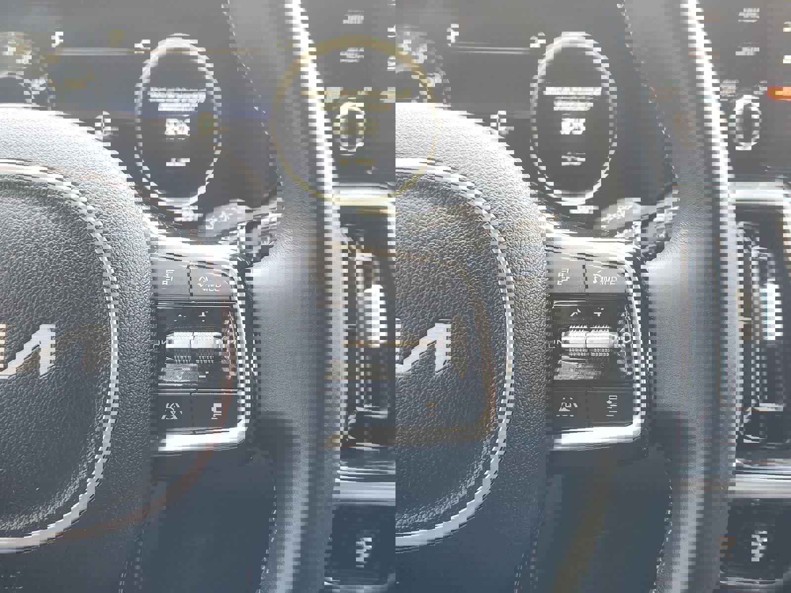 Certified 2023 Kia Sorento SX image 29