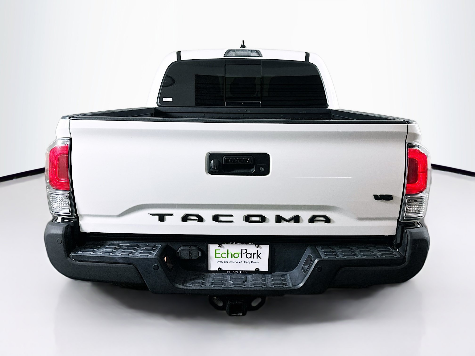 Used 2021 Toyota Tacoma TRD Off-Road w/ Technology Package AWD/4WD image 7
