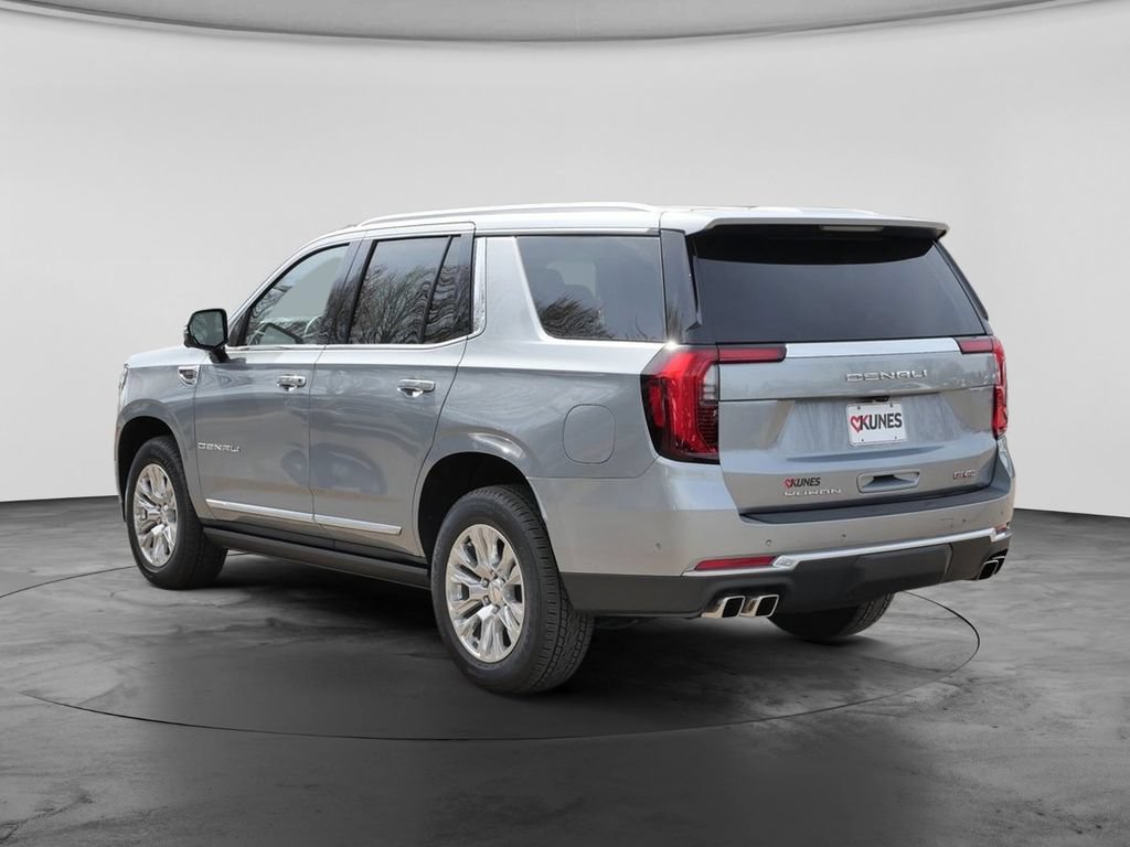 Used 2025 GMC Yukon Denali w/ Sun & Power Step Package AWD/4WD image 8