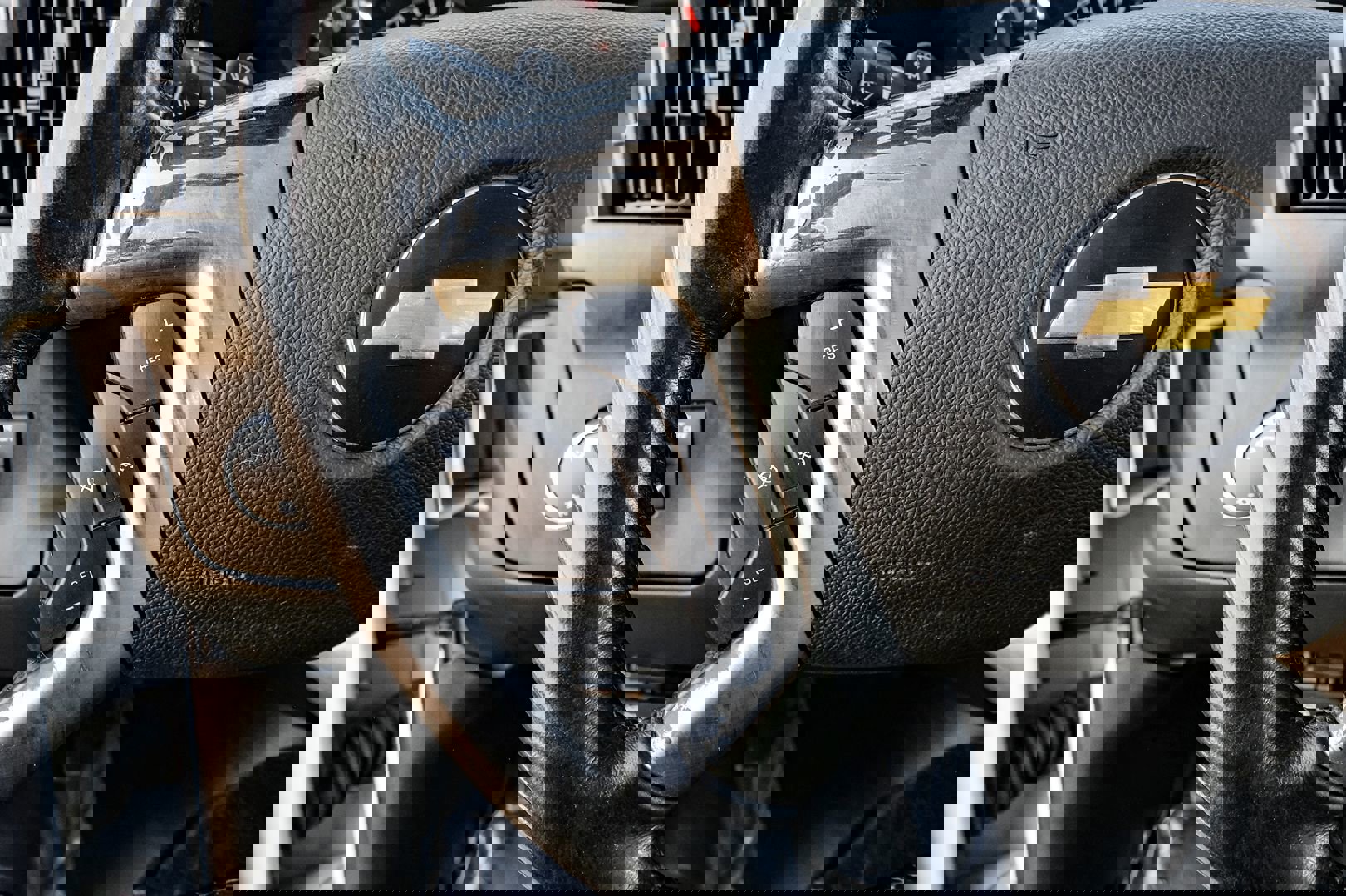 Used 2019 Chevrolet Express 2500 w/ Driver Convenience Package image 15