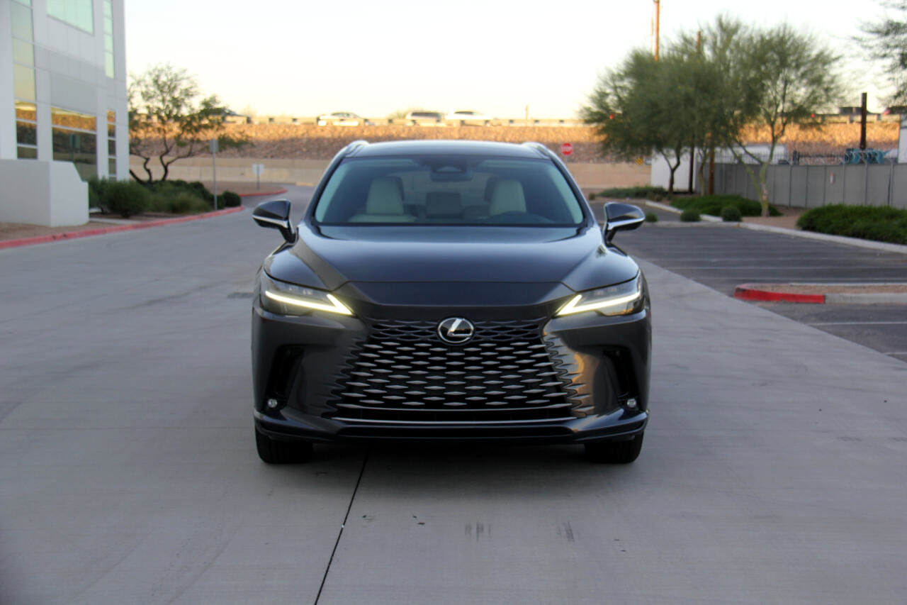 Used 2024 Lexus RX 350 FWD image 2