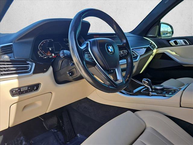 Used 2021 BMW X5 xDrive40i AWD/4WD image 10